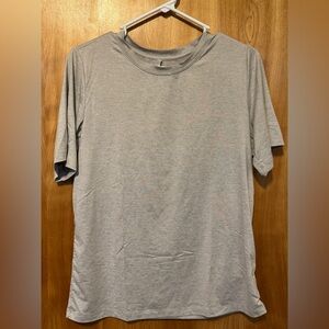 Light Cream Crew Neck Athletic T-Shirt